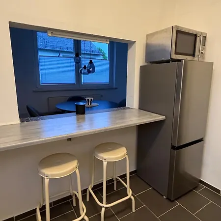Ruhiges City-apartment Mit Balkon Appartamento Selb