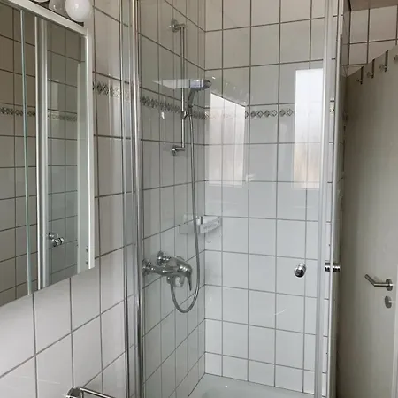 Appartamento Ruhiges City-apartment Mit Balkon Selb